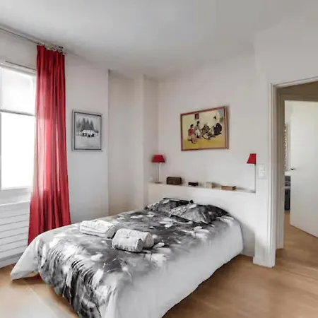 Apartment 100 M Terrace Parking View Of The Eiffel Tower *